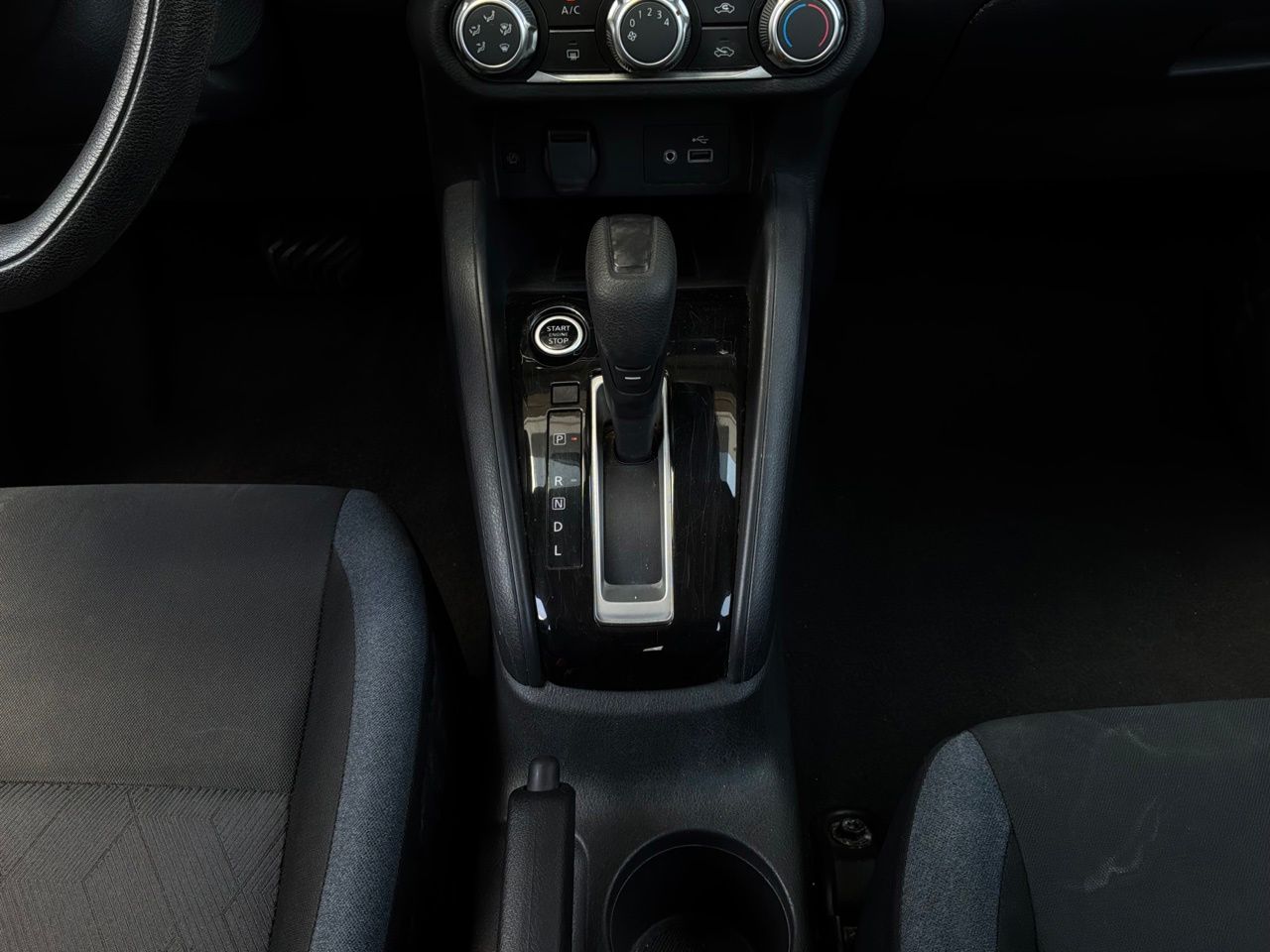 2023 Nissan Versa Sedan SV - Photo 14