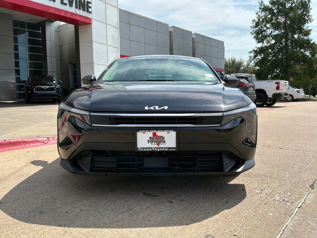 Used 2025 Kia K4 LXS Sedan