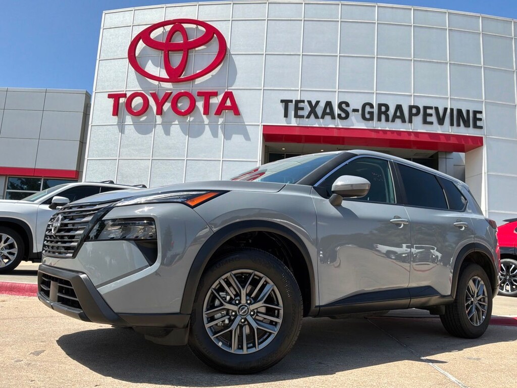 Used 2026 Nissan Rogue SV SUV