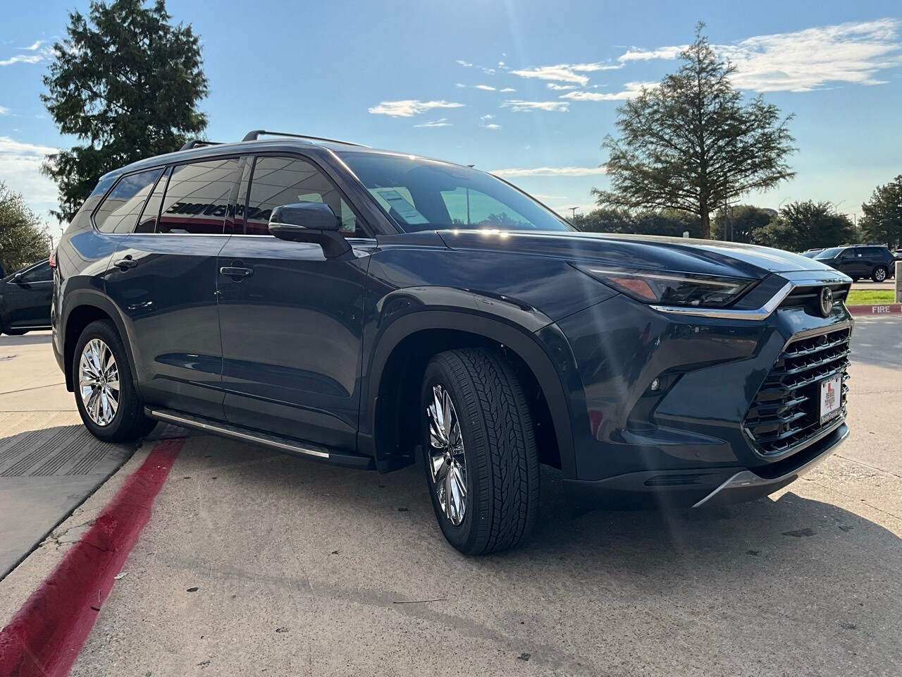 2026 Toyota Grand Highlander Platinum photo 4