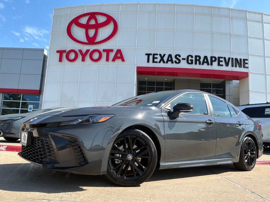 Used 2026 Toyota Camry SE Sedan