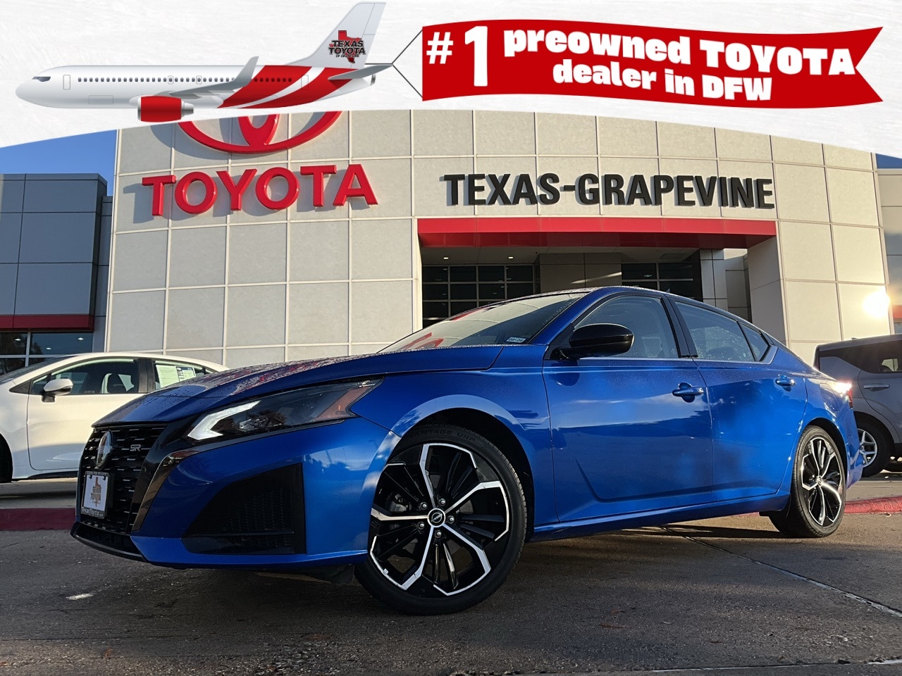 2025 Nissan Altima SR's photo