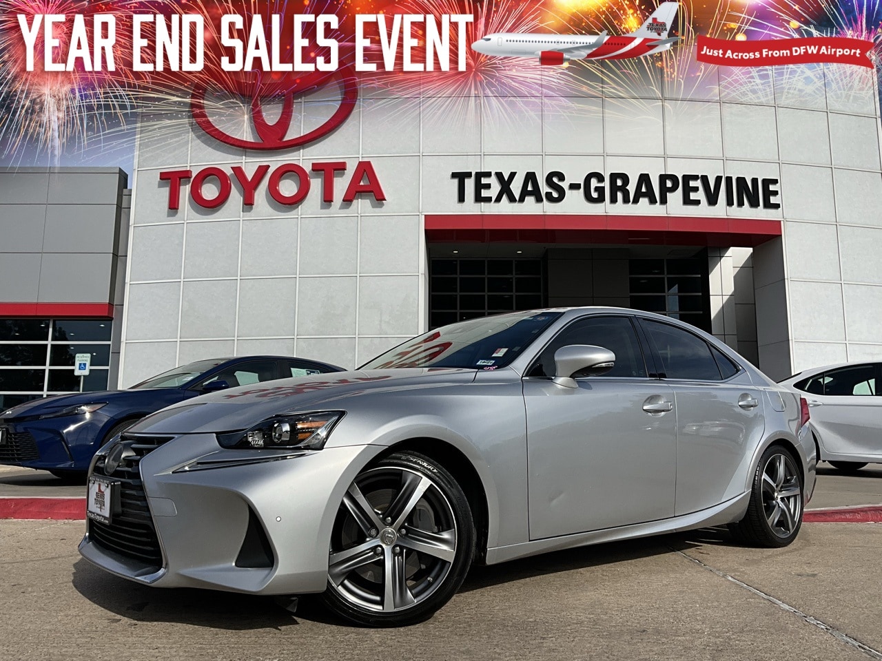 2017 Lexus IS 200t's photo