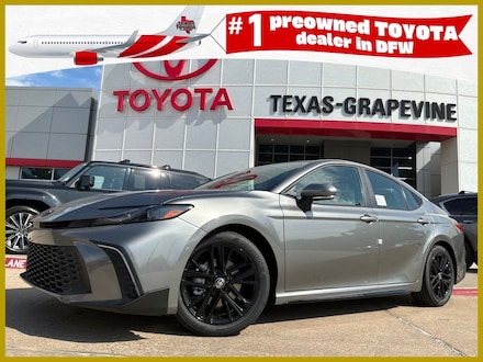 2026 Toyota Camry SE Car