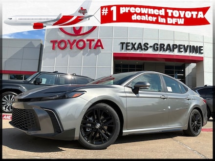 2026 Toyota Camry SE Car
