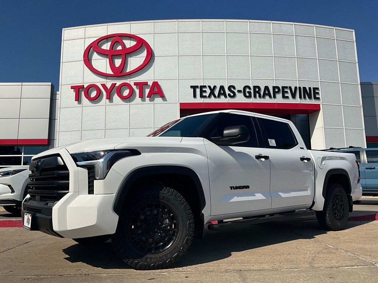 2026 Toyota Tundra SR5 CrewMax photo 2