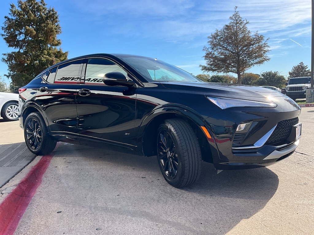 Used 2025 Buick Envista Sport Touring SUV