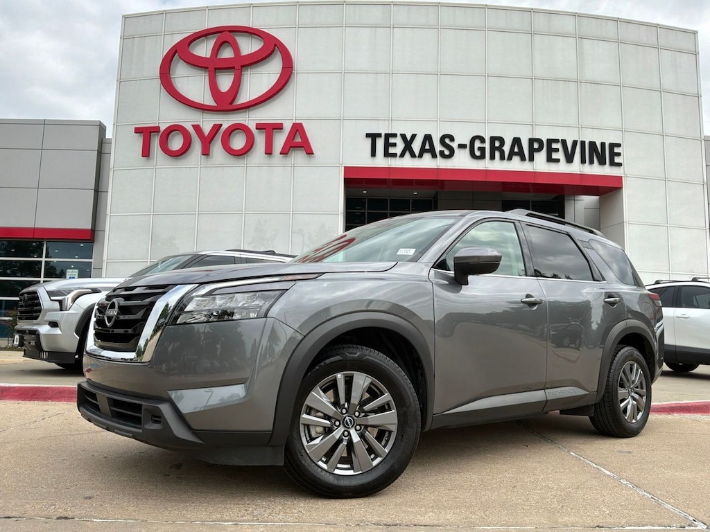 Used 2025 Nissan