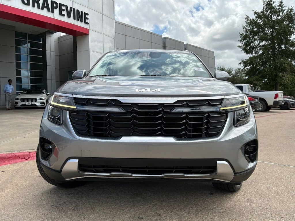 Used 2025 Kia Seltos S SUV