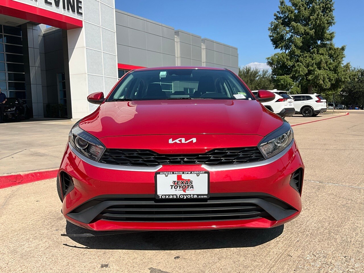 2024 Kia Forte LXS photo 3