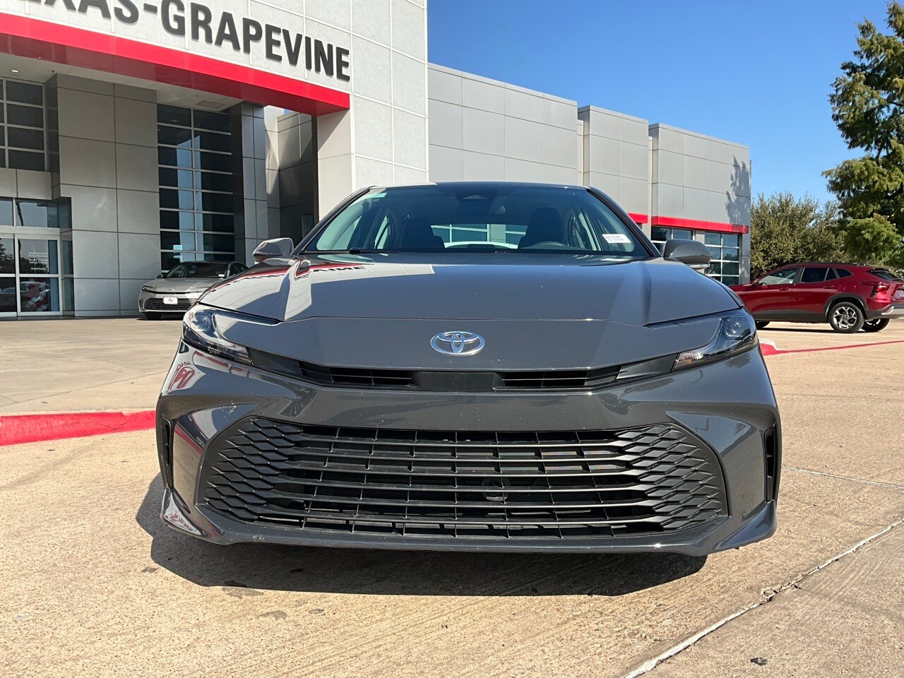 2025 Toyota Camry LE photo 3