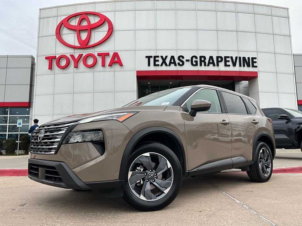 Used 2025 Nissan Rogue SV SUV