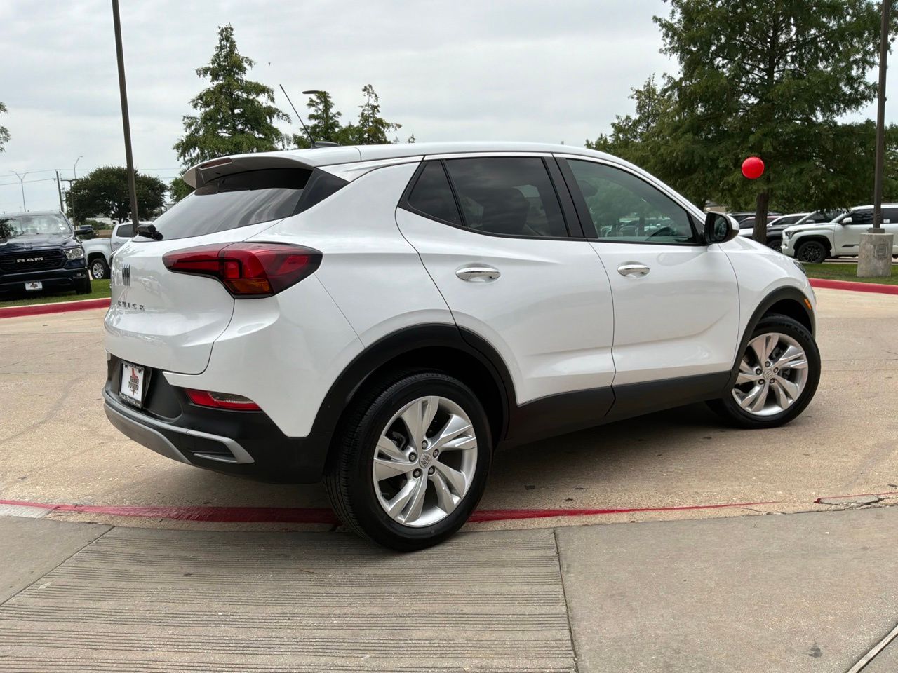 2025 Buick Encore GX Preferred - Photo 6