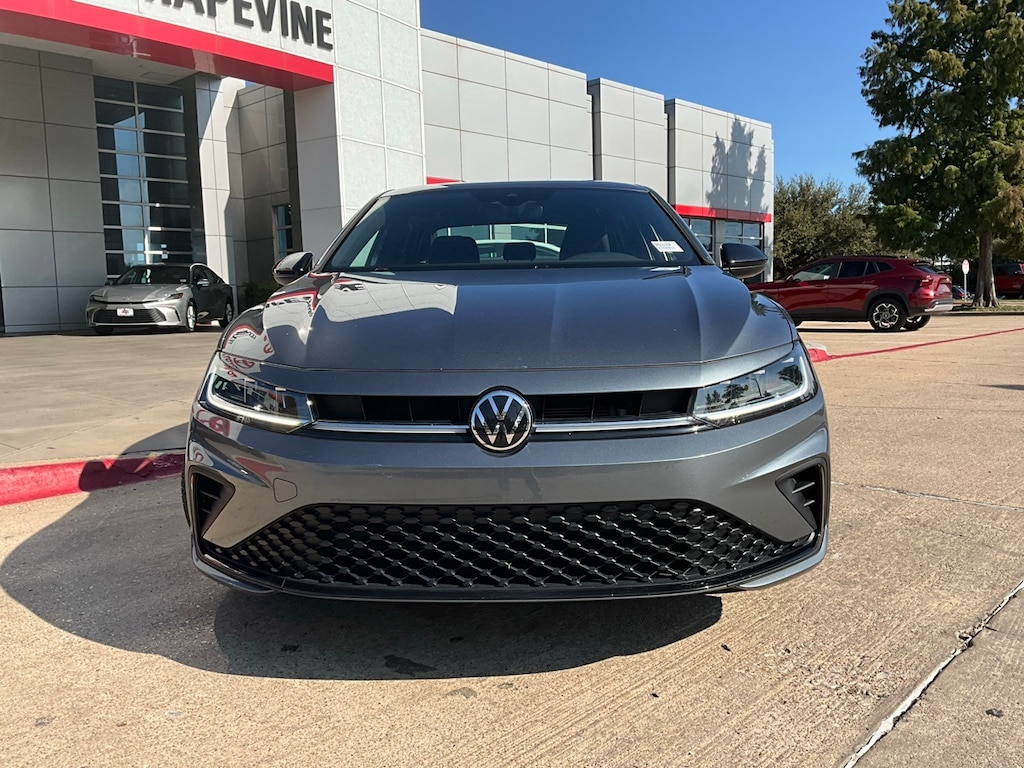 Used 2025 Volkswagen Jetta 1.5T Sport Sedan