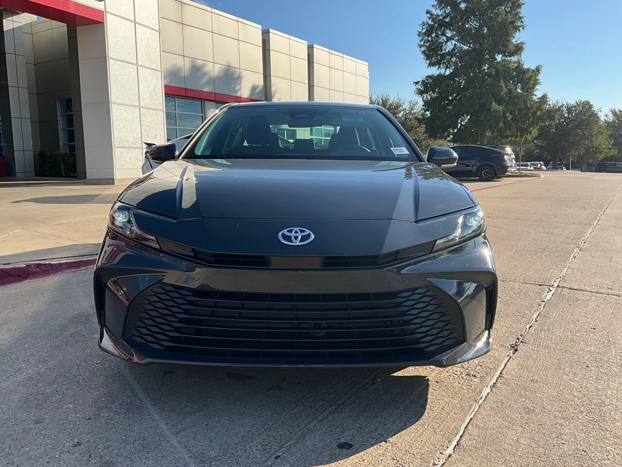 2025 Toyota Camry LE photo 3