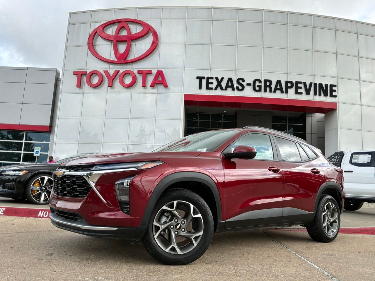 Vehicle Image 2