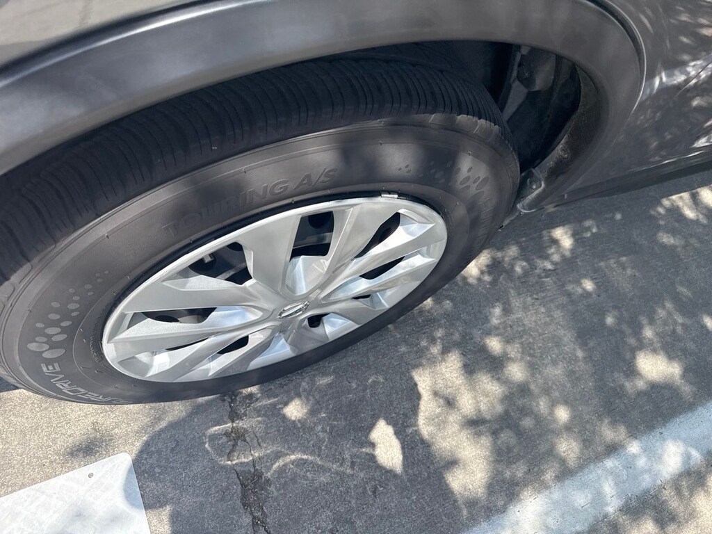 Used 2020 Nissan