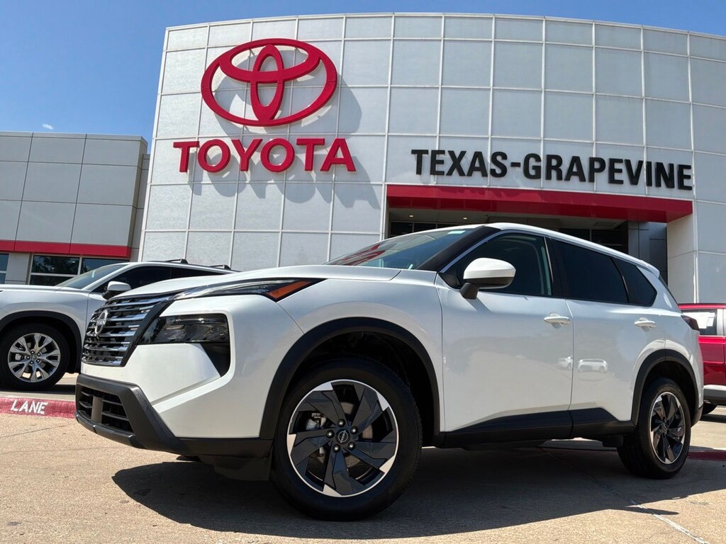 Used 2025 Nissan Rogue SV SUV