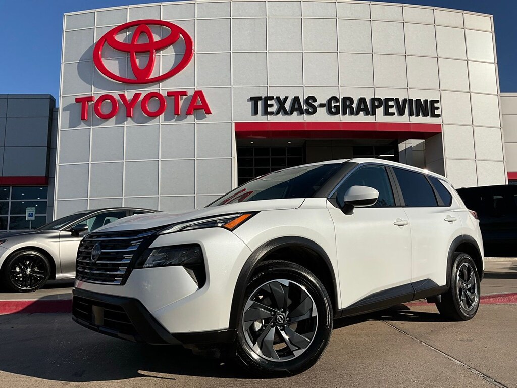 Used 2025 Nissan Rogue SV SUV