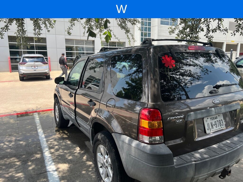 Used 2006 Ford Escape XLT SUV
