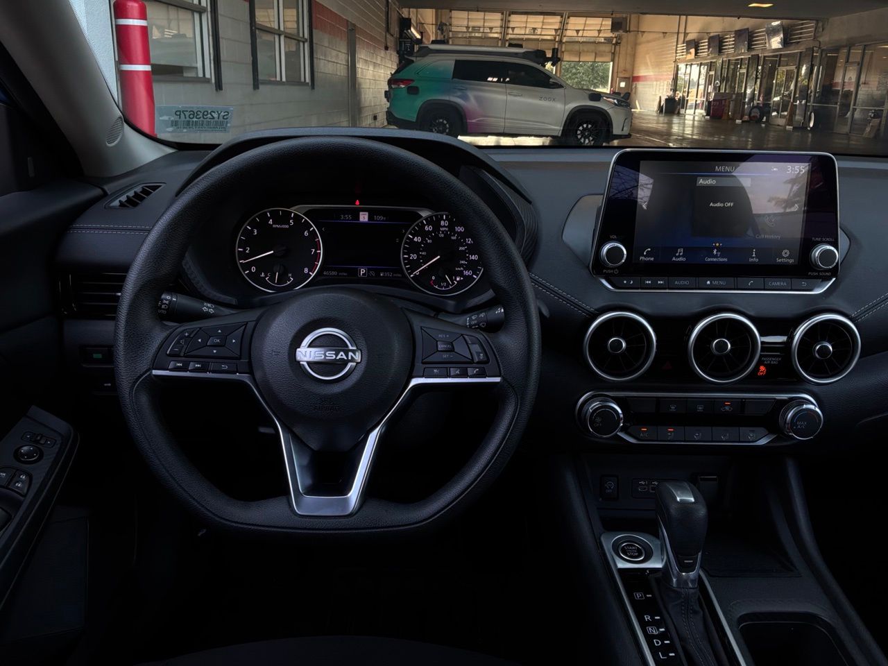 2025 Nissan Sentra SV - Photo 13