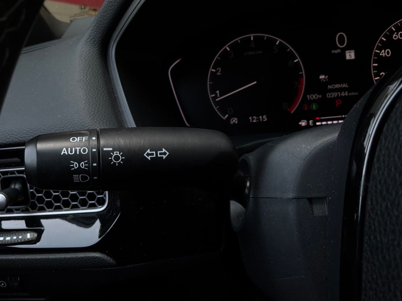 2024 Honda Civic Hatchback Sport - Photo 30