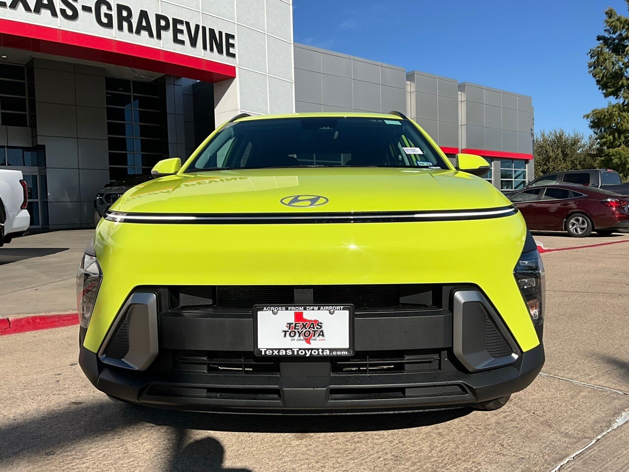 2025 Hyundai Kona SEL photo 3