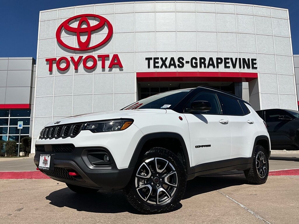 Used 2025 Jeep Compass Trailhawk SUV