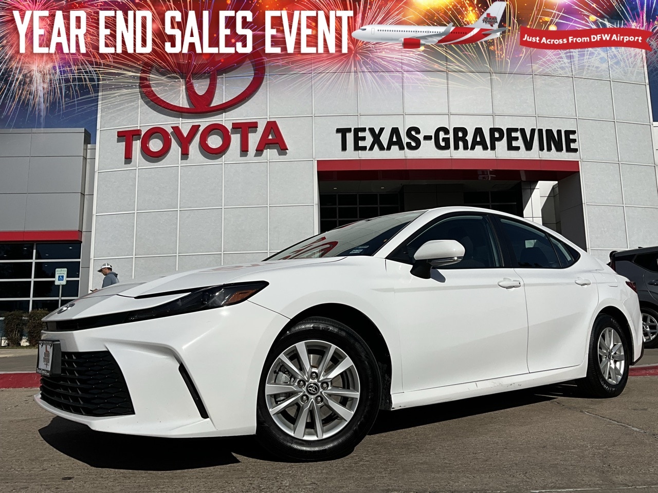 2025 Toyota Camry LE's photo