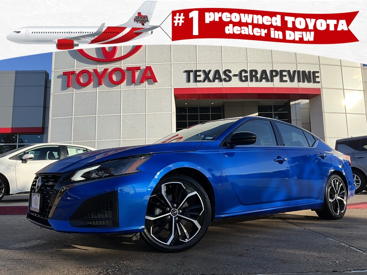 2025 Nissan Altima SR's photo