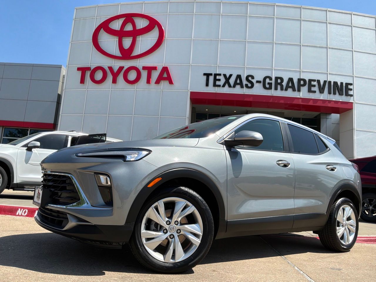 Vehicle Image 2
