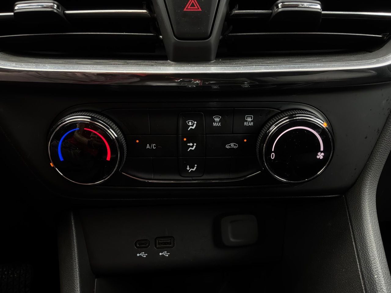 2025 Buick Encore GX Preferred - Photo 26