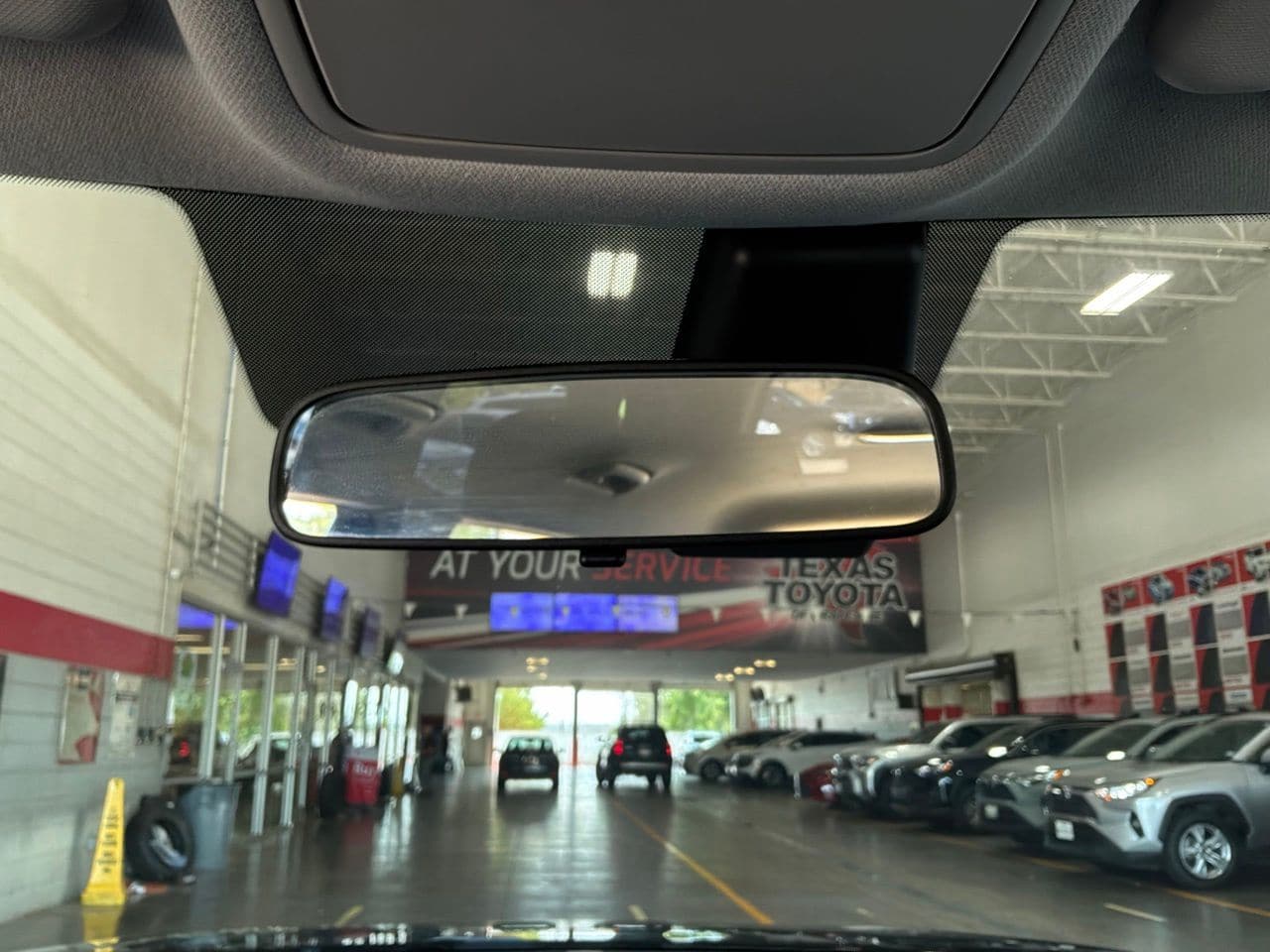 2025 Kia Soul LX - Photo 17