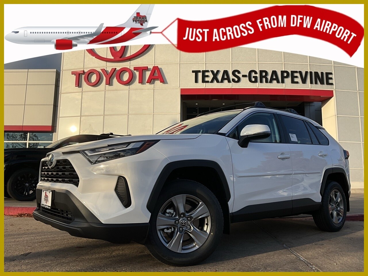 2025 Toyota RAV4 XLE's photo