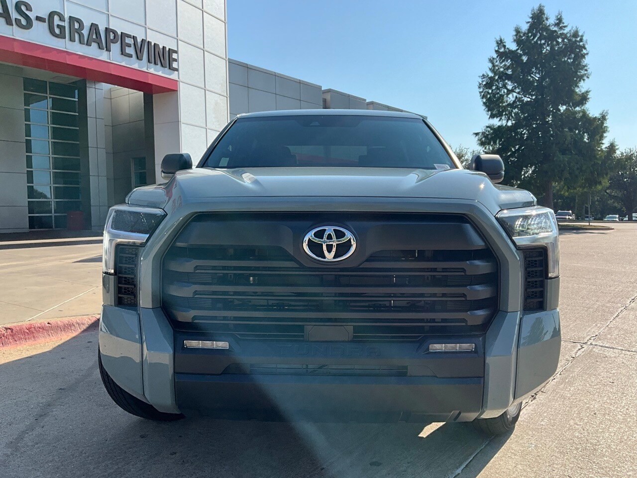 2026 Toyota Tundra SR5 CrewMax photo 3
