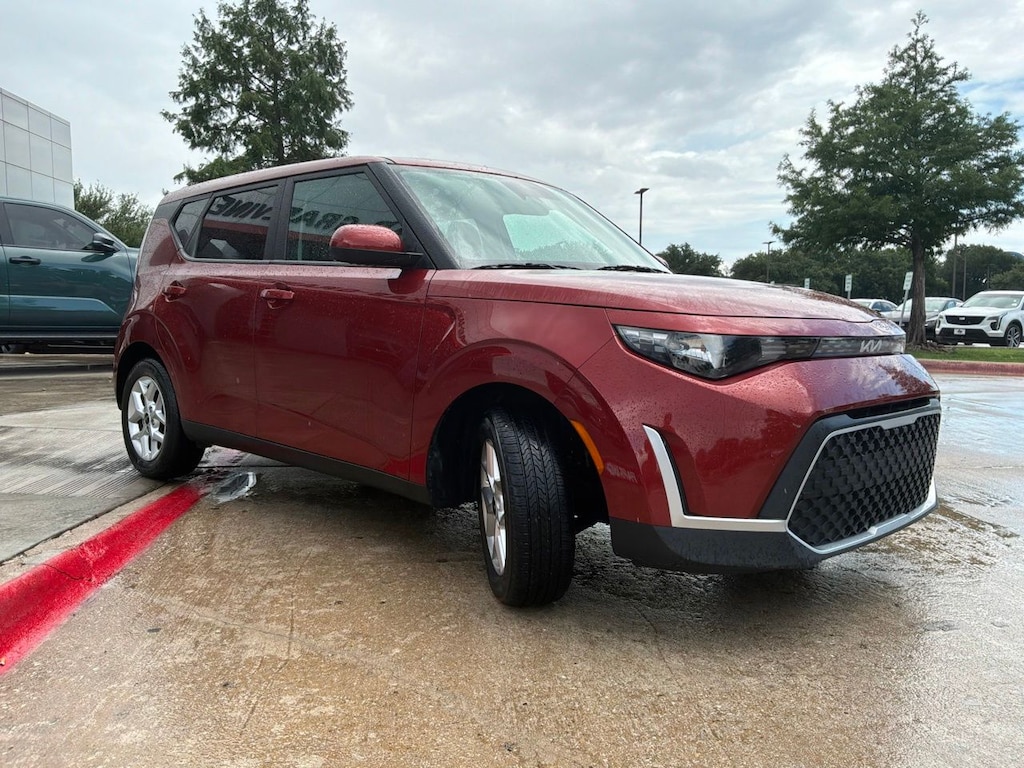 Used 2025 Kia