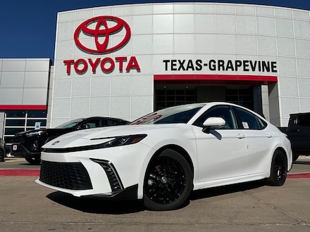 2026 Toyota Camry SE Sedan