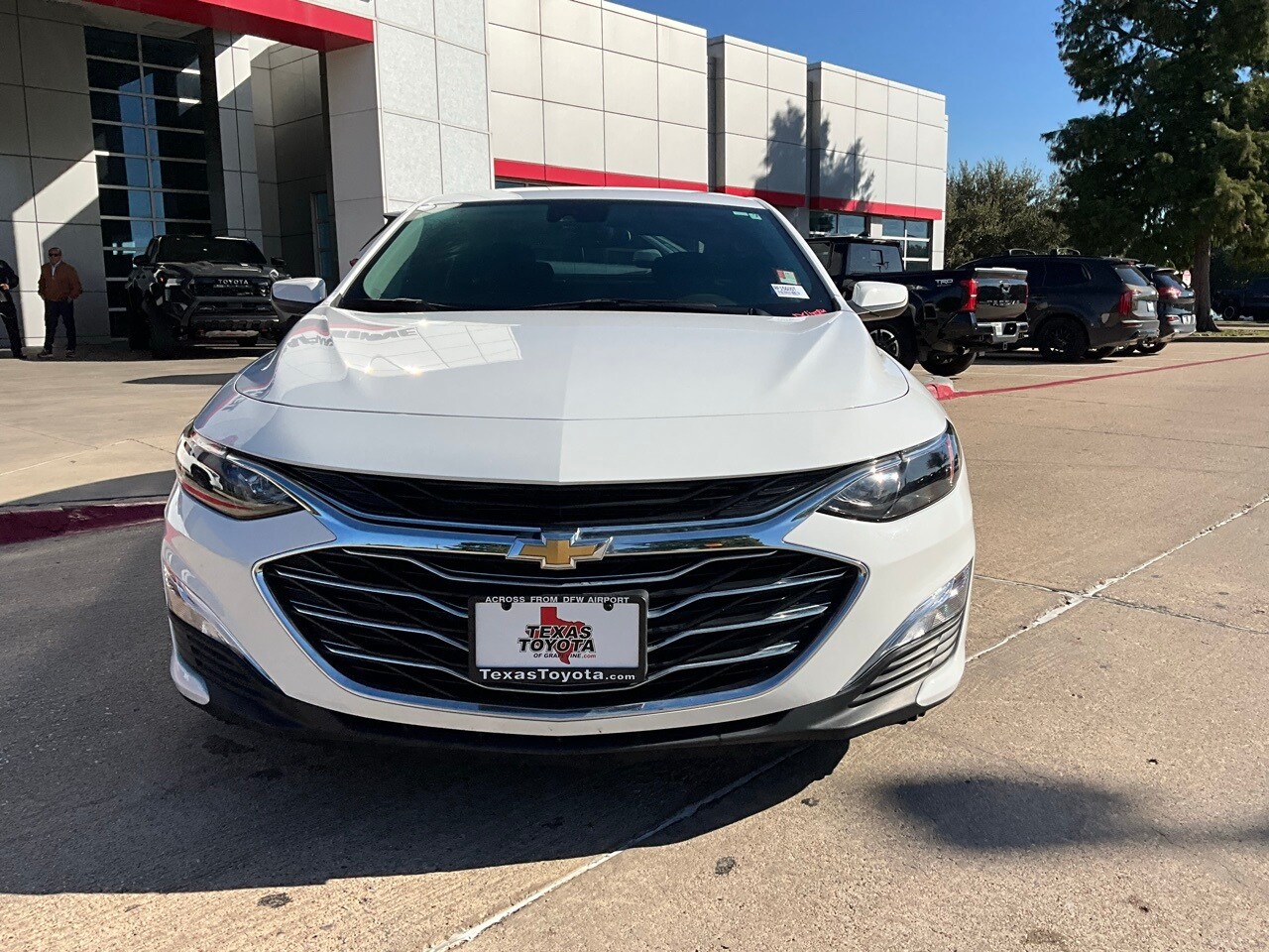 2024 Chevrolet Malibu LS photo 3