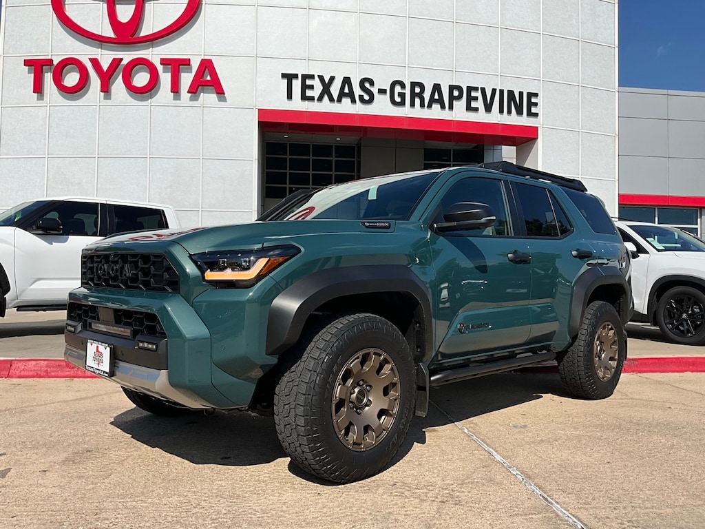 New 2025 Toyota 4Runner i-FORCE MAX Trailhunter SUV