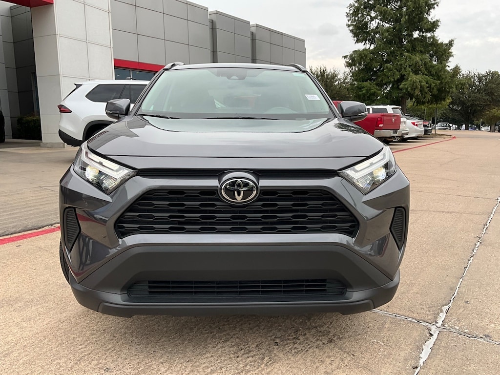Used 2025 Toyota RAV4 XLE SUV