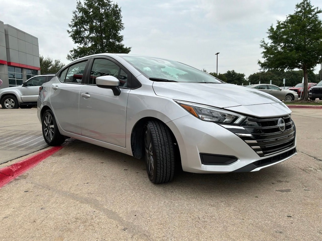 Used 2025 Nissan