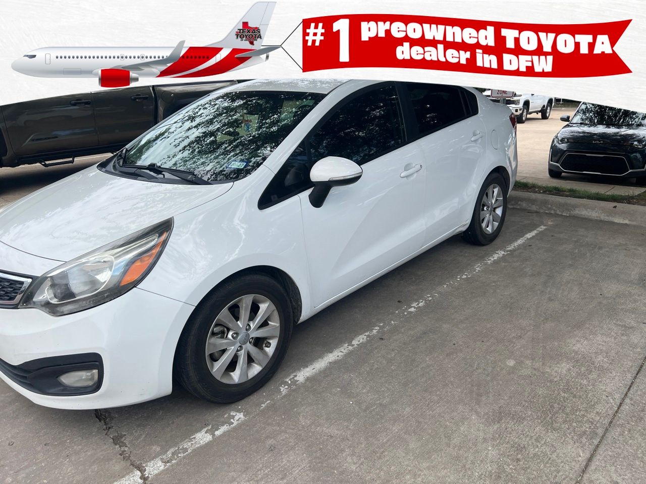 Clear White 2014 Kia Rio EX Sedan Front-Wheel Drive 6-Speed Automatic