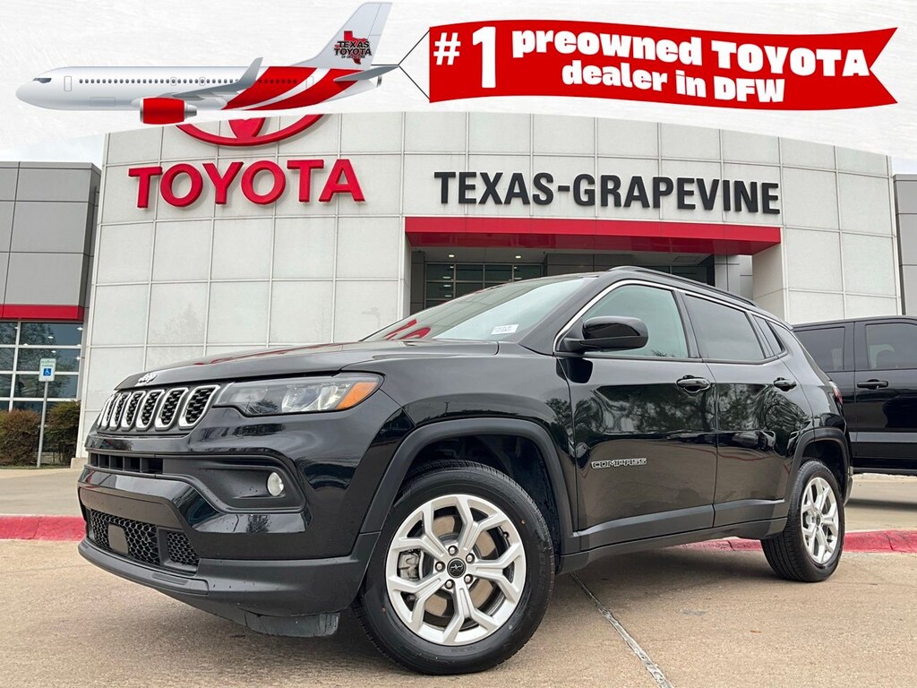 Used 2025 Jeep Compass Latitude SUV