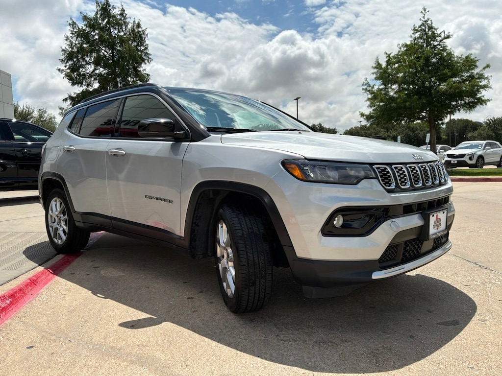 Used 2025 Jeep