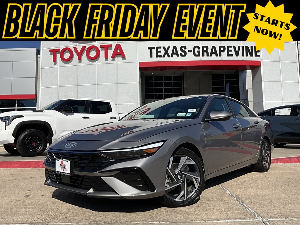 Used 2025 Hyundai Elantra SEL Convenience Sedan