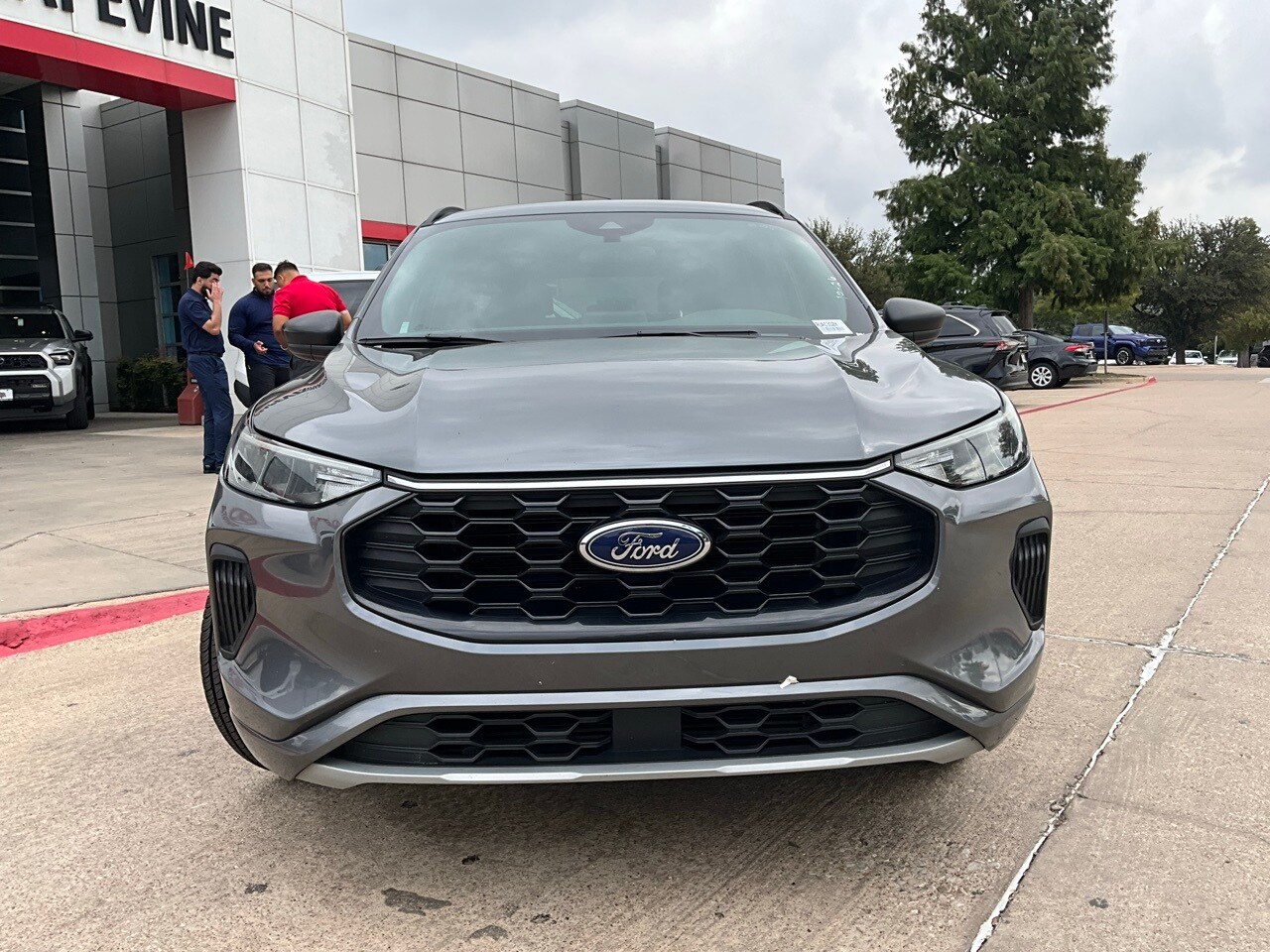 2024 Ford Escape ST-Line photo 3