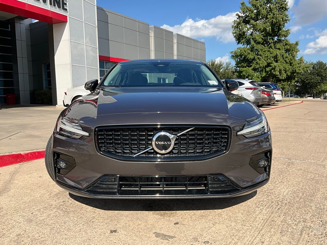 2024 Volvo S60 B5 Core photo 3