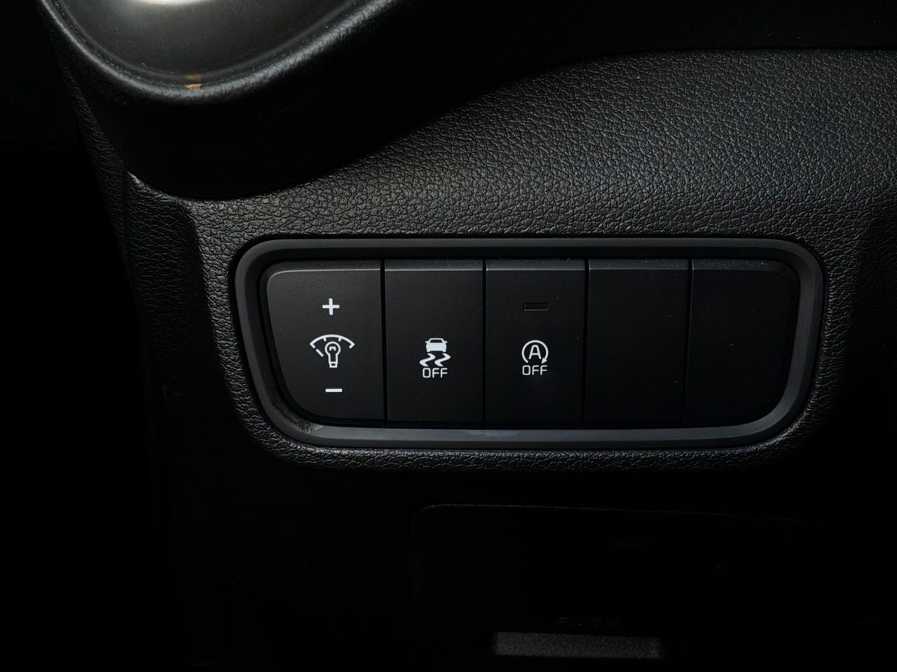 2025 Kia Soul LX - Photo 22