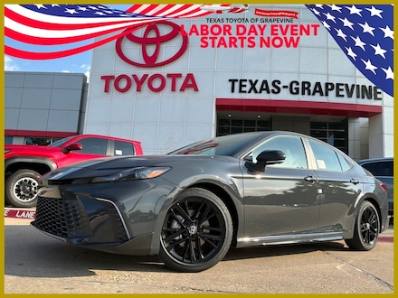 2026 Toyota Camry SE Car