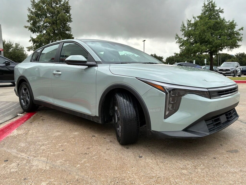 Used 2025 Kia
